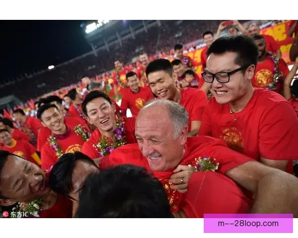 广州恒大书写中超七连冠传奇荣耀震撼足坛